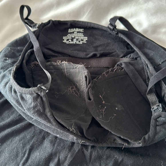 Nursing tops: gilligan and malley and pea ina pod. Medium and small - Picture 6 of 6